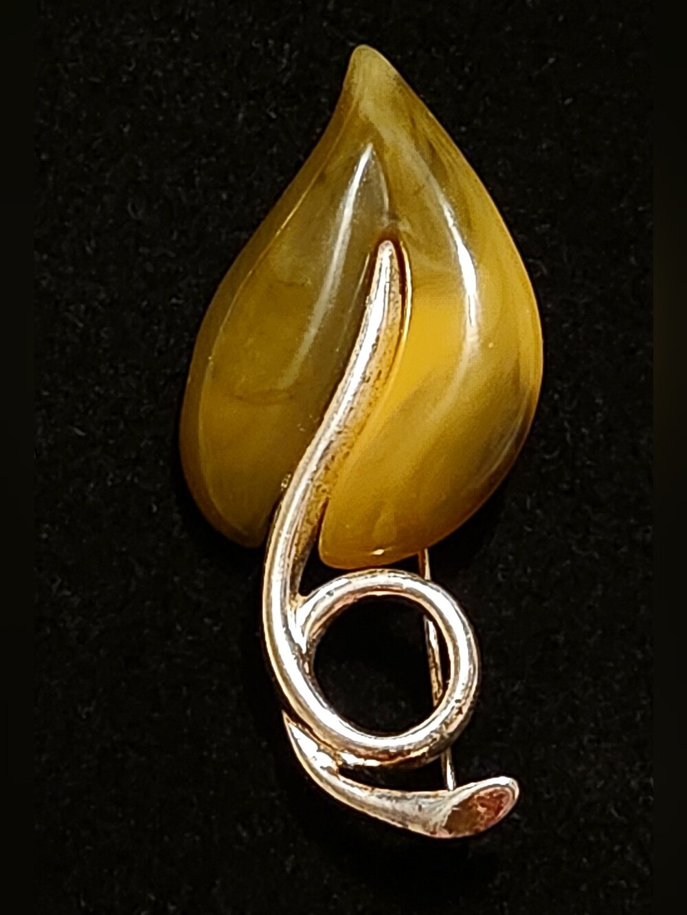 Vintage 80s Liz Claiborne Brooch Lucite Green Marbled Leaf Pin Silvertone